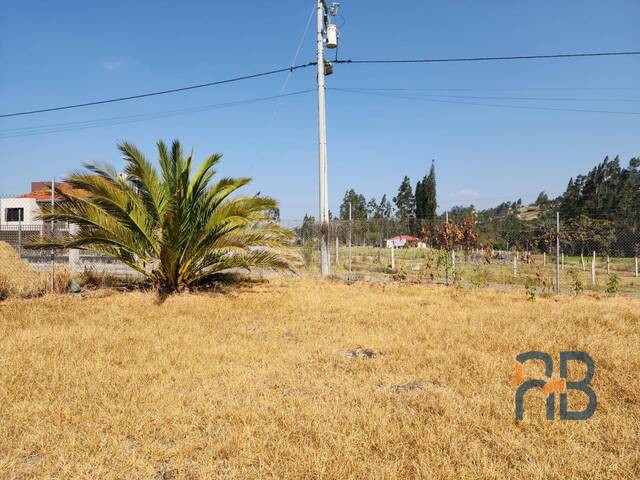 Terreno para Venta en Cuenca - 1