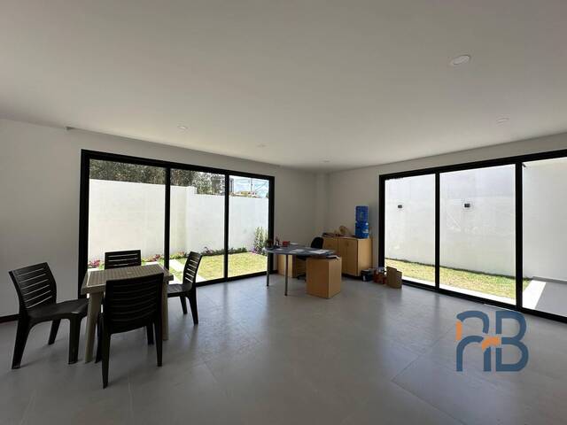 #MJ3149 - Casa para Venta en Cuenca - A - 2