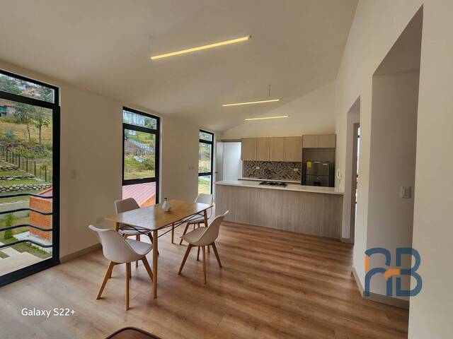 Casa para Venta en Cuenca - 3