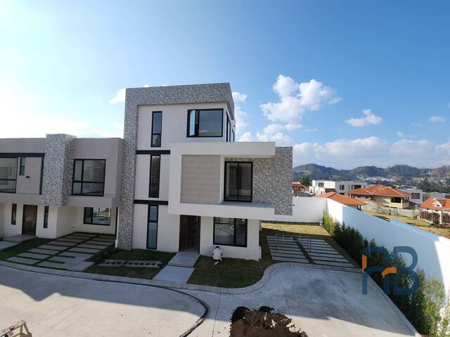 #MJ3160 - Casa para Venta en Cuenca - A - 2