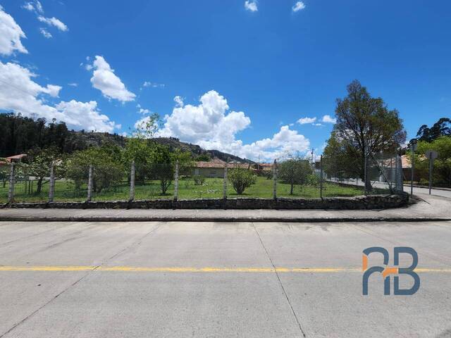 Venta en Jardines del Rio - Cuenca