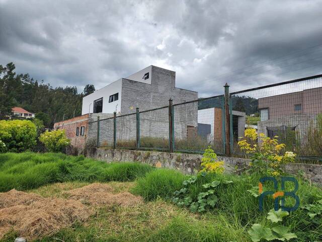 Terreno para Venta en Cuenca - 3