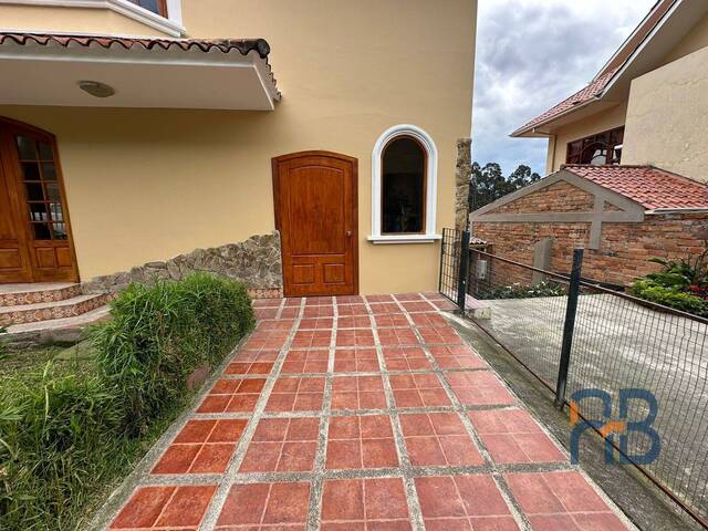 Casa para Venta en Cuenca - 3